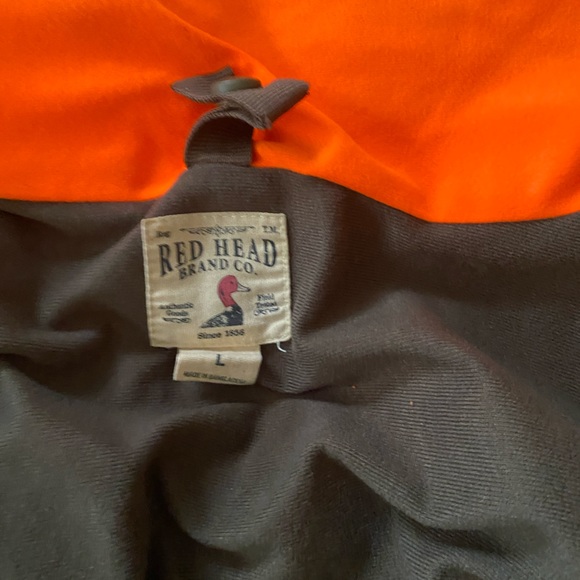 Redhead size Large, orange jacket with lots of zip up pockets. - Picture 2 of 5